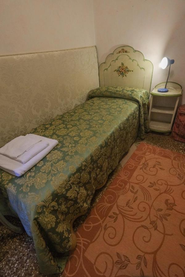 مبيت وإفطار البندقية Ca'Salvador المظهر الخارجي الصورة